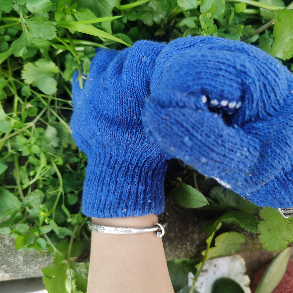 Gants adhérents tricotés pour enfants