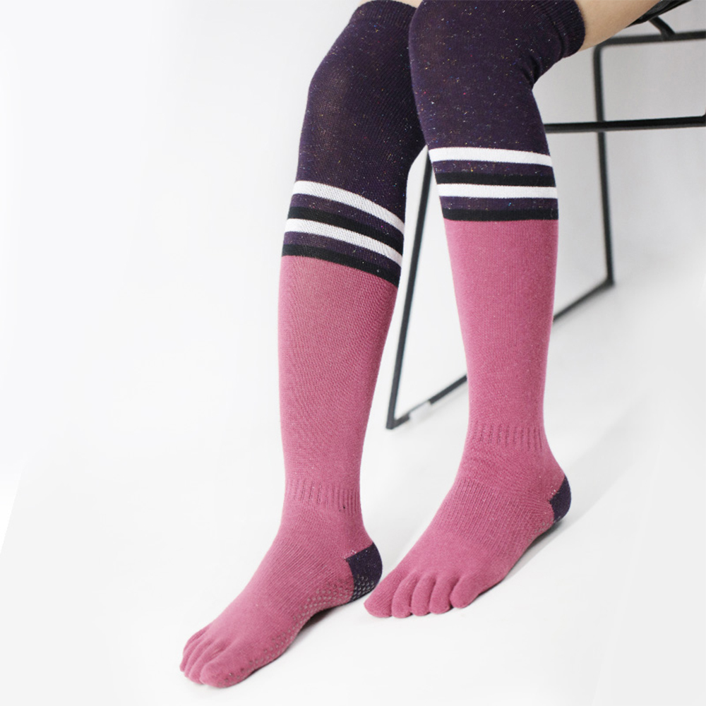 Chaussettes de yoga hautes au-dessus du genou