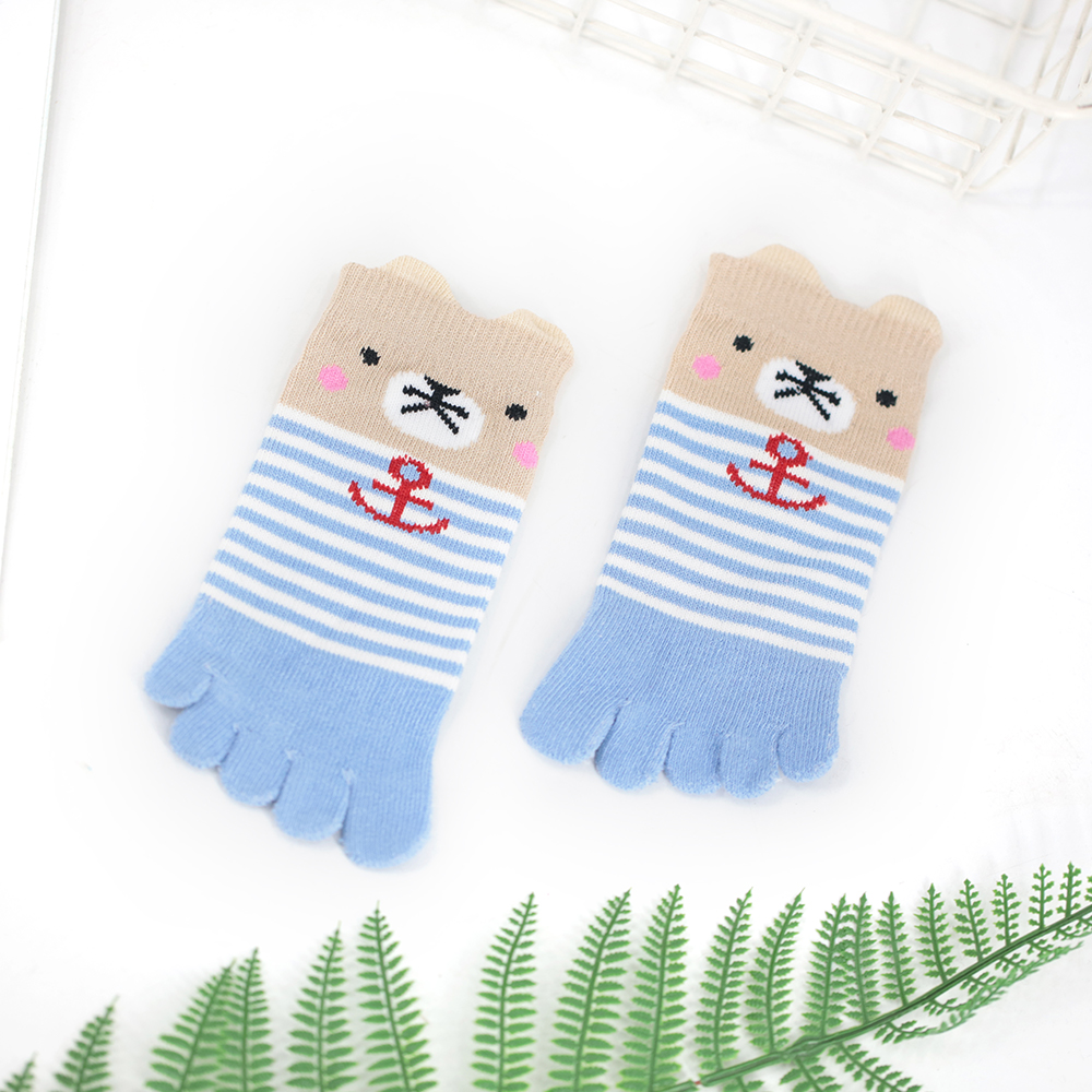 Chaussettes courtes en coton à cinq doigts pour enfants