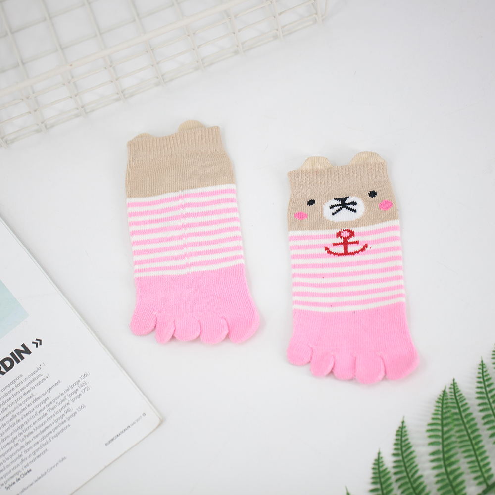 Chaussettes courtes en coton à cinq doigts pour enfants