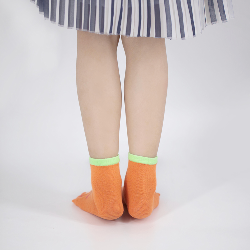 Chaussettes courtes à cinq doigts imprimées en offset pour enfants