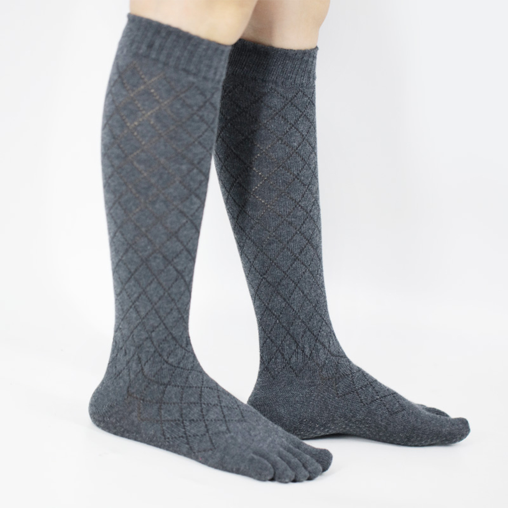 Chaussettes hautes de yoga aux genoux