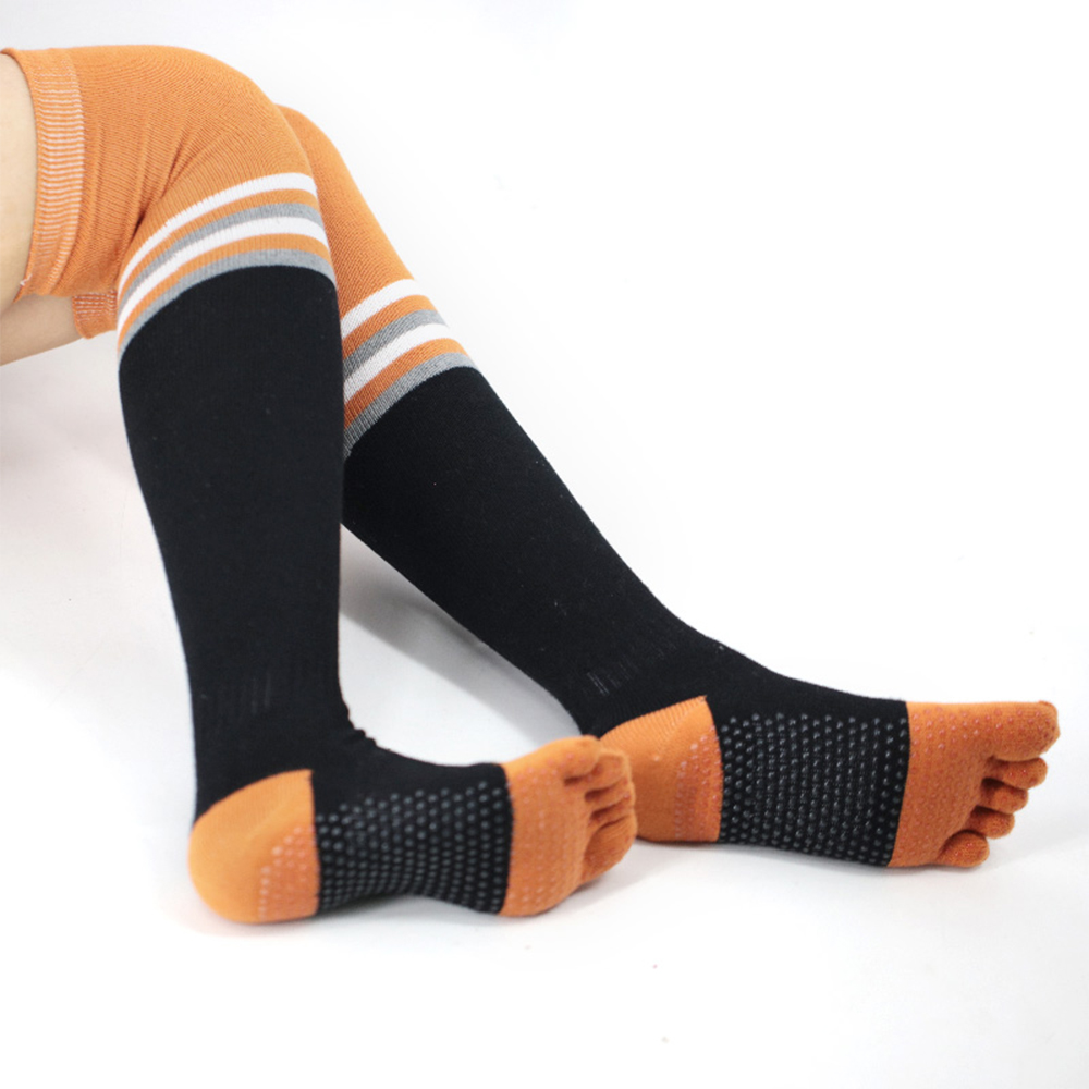 Chaussettes de yoga hautes au-dessus du genou